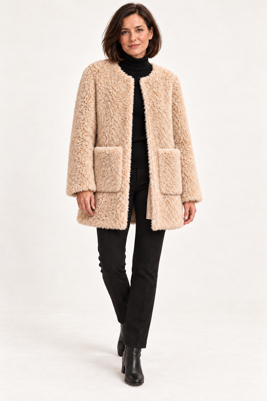 Women's Fluffy Jacket Beige 05 Styling