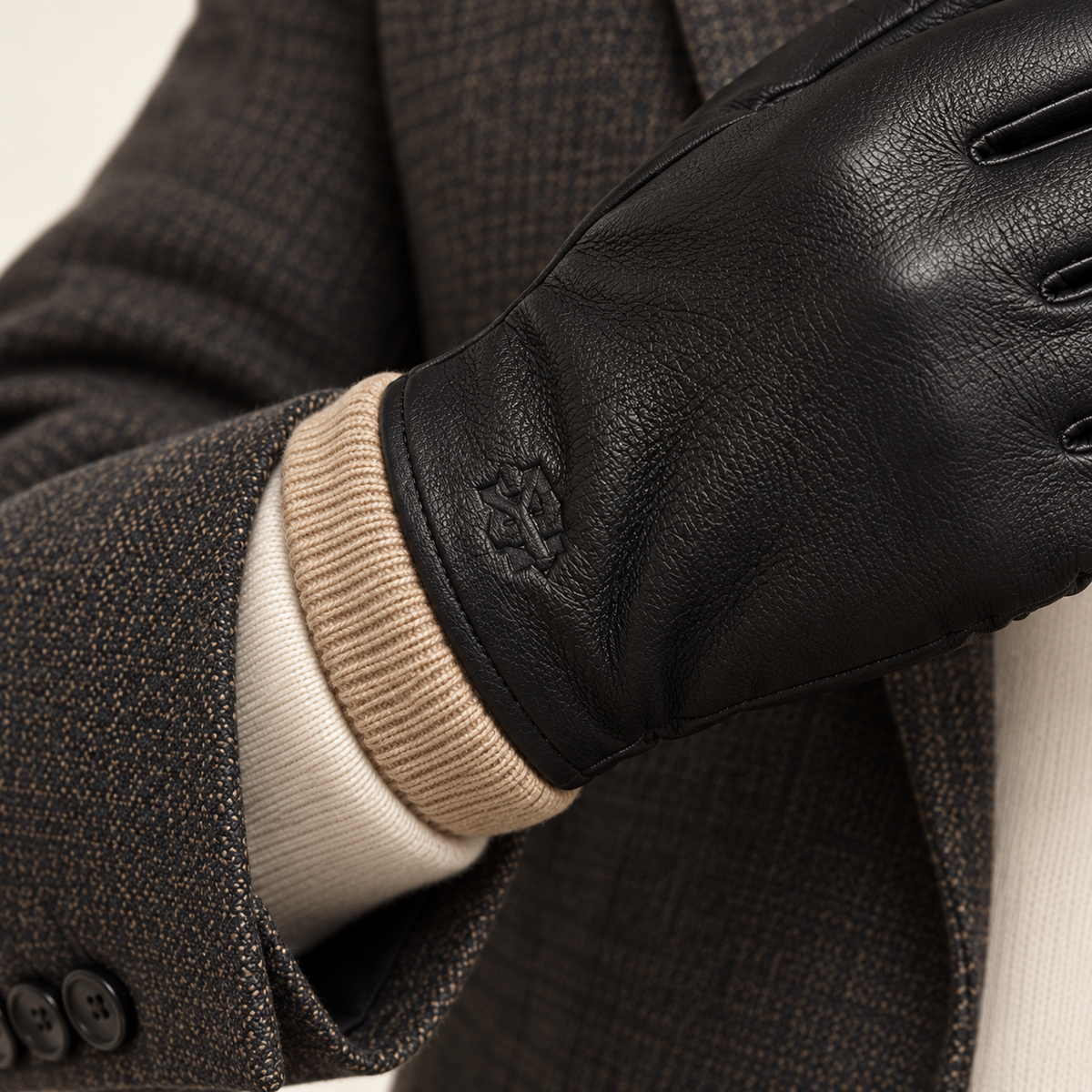 Black gloves — cuff detail