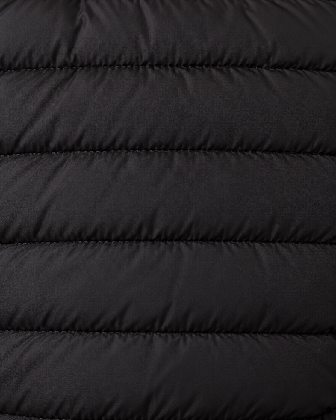 Men's lightweight puffer jacket in black, fabric detail