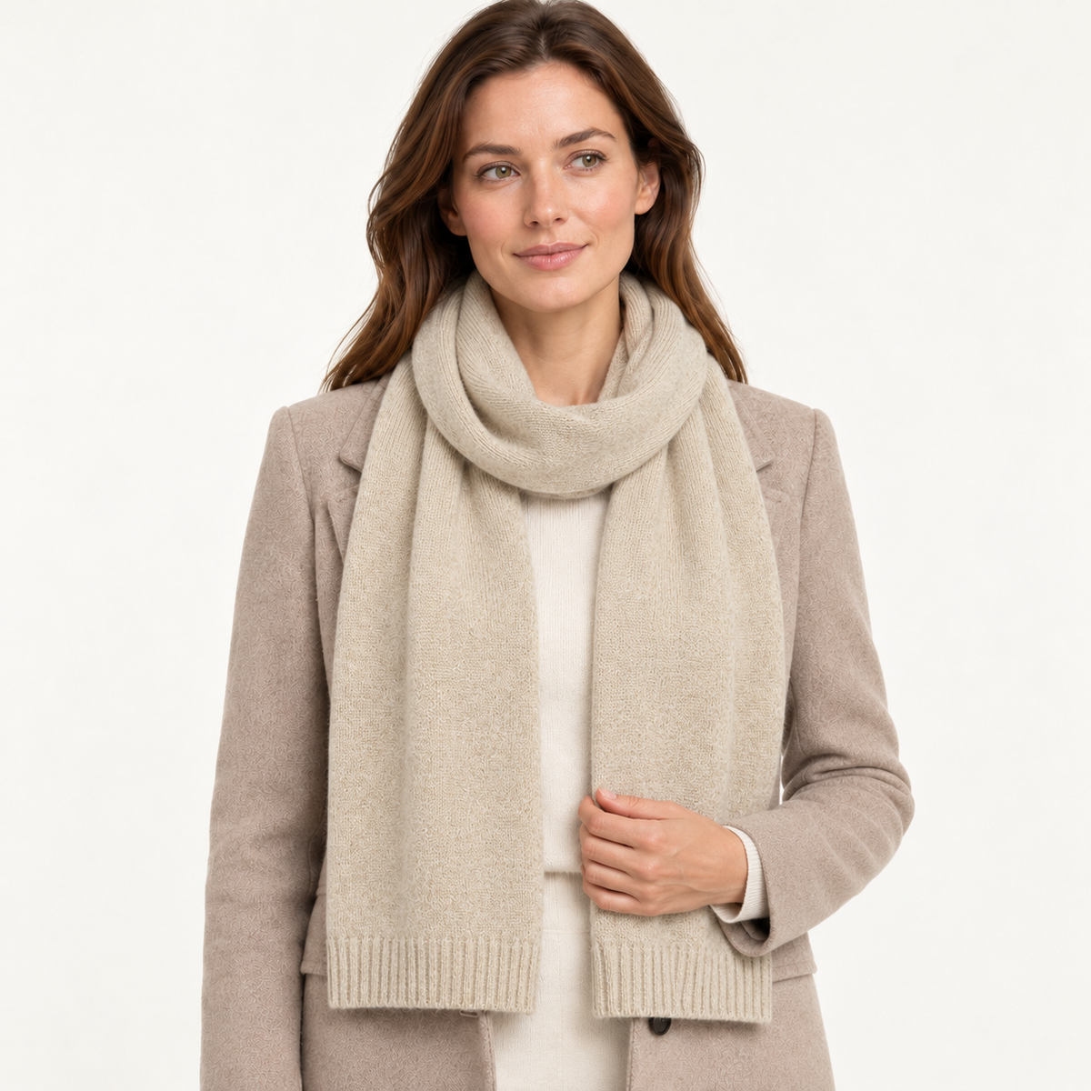 Women's cashmere scarf worn on model – 11-beige