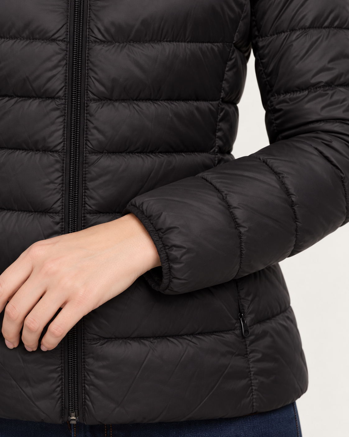 Women's Puffer Jacket - Fitted Quilted Stand Collar Lightweight Padded