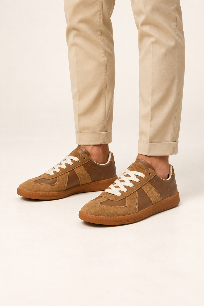 Men's Lace Up Trainers - Non Slip Sole Flexible Comfort Classic Casual - Close-up