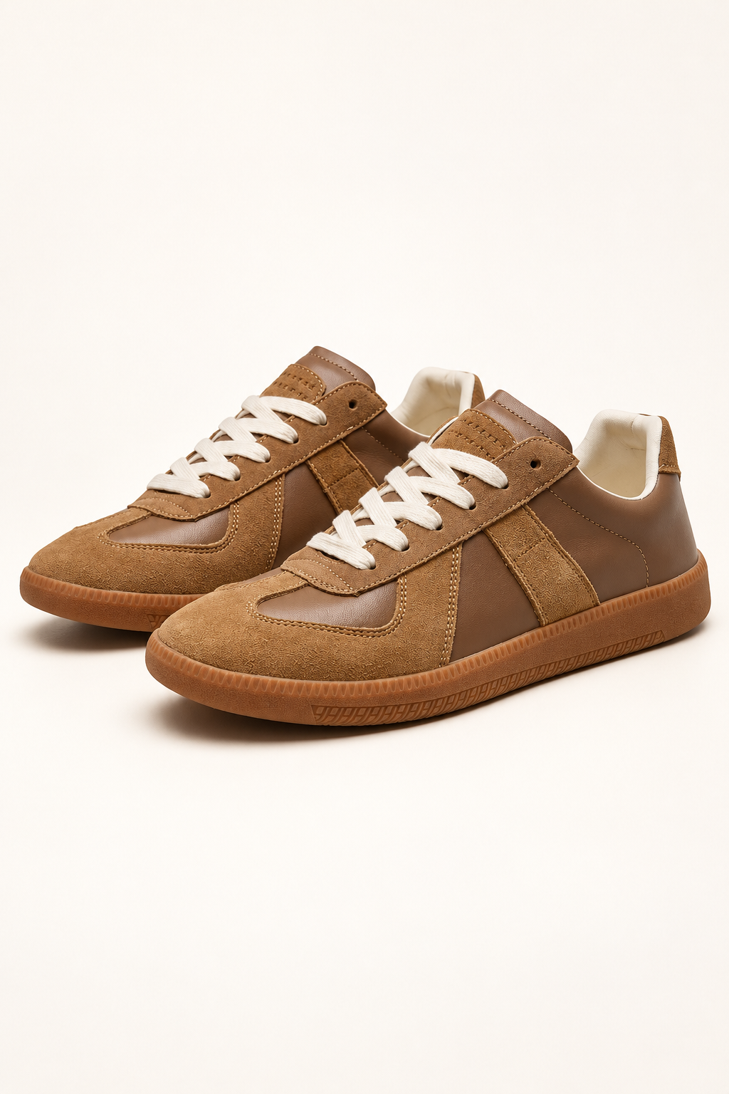 Harevi men's lace up trainers - Brown pair