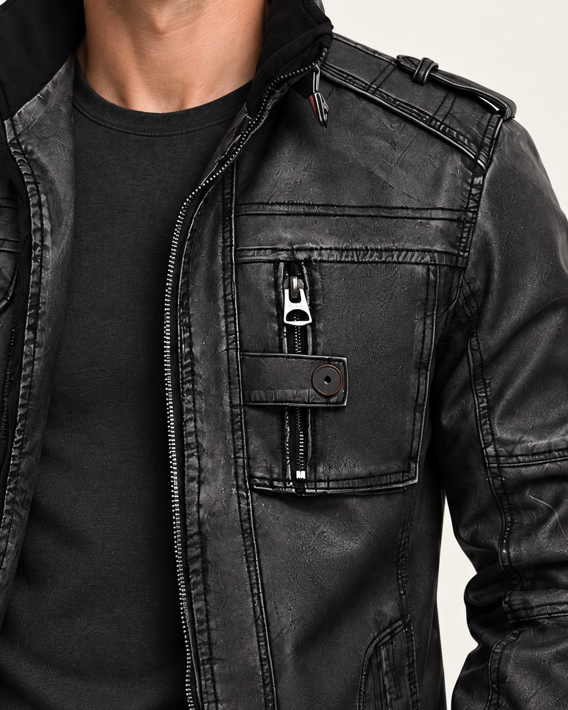 Harevi men's black zip jacket, model detail